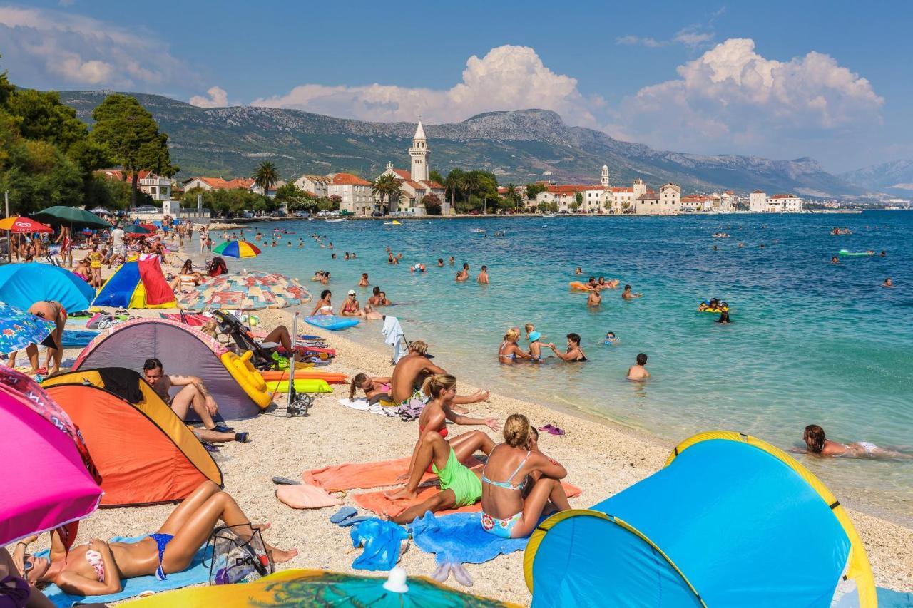 Apartments With A Parking Space Kastel Stafilic, Kastela - 5219 외부 사진