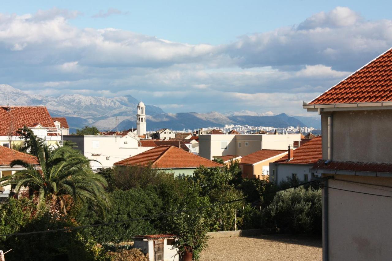 Apartments With A Parking Space Kastel Stafilic, Kastela - 5219 외부 사진